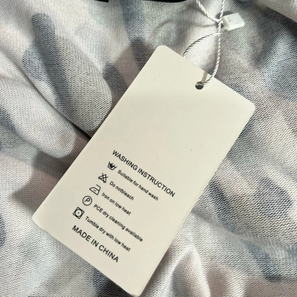 Floral Blooming Cardigan NWT - Picture 4 of 4